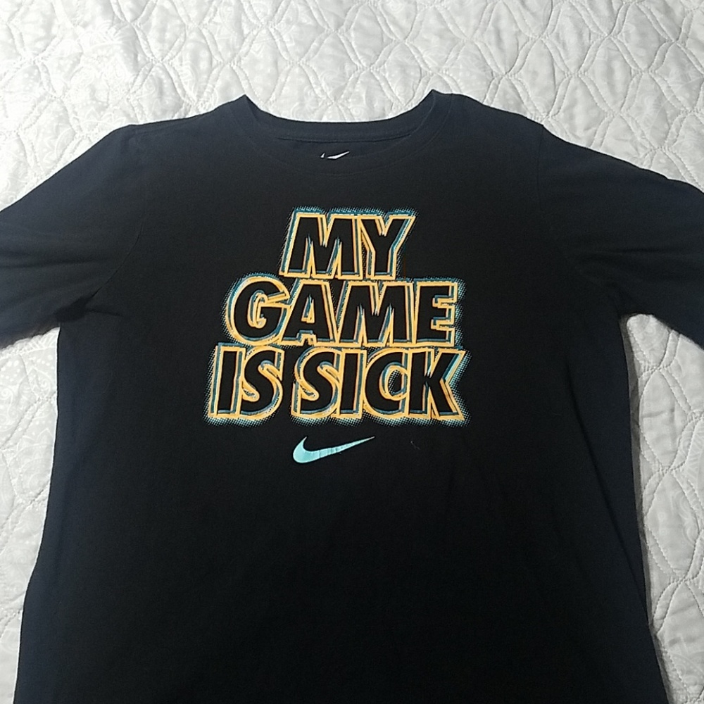 The nike tee